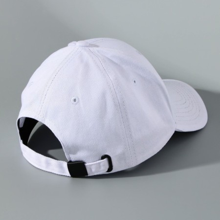 The cap is monophonic, the color is white, x/b-5