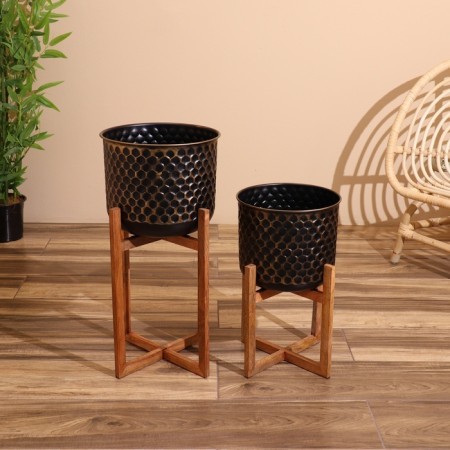 Kashpo on the stand "Hani" metal, wood (set 2 pcs), diameter 29 and 26 cm