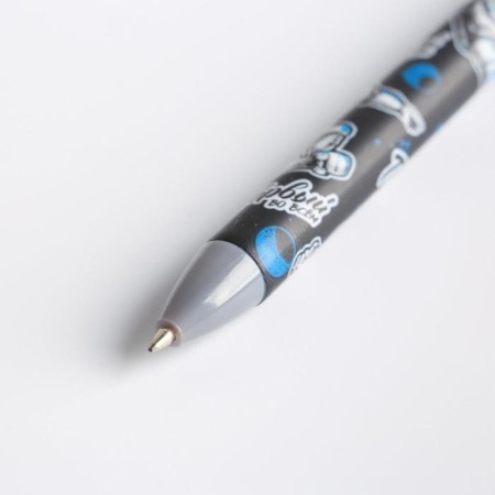 The set "First in everything": a block of paper and a pen Plastic-2