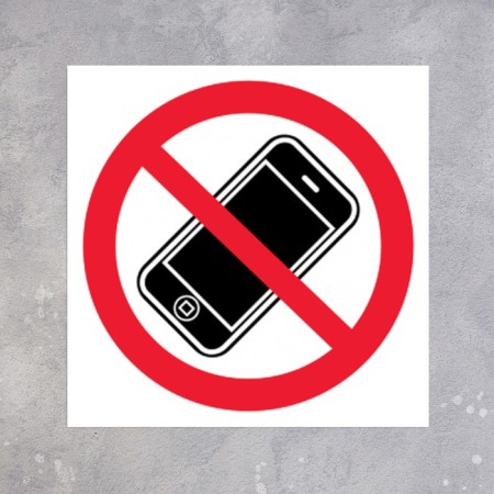 The “Using phone is prohibited” plate 100 × 100, the adhesive base-1