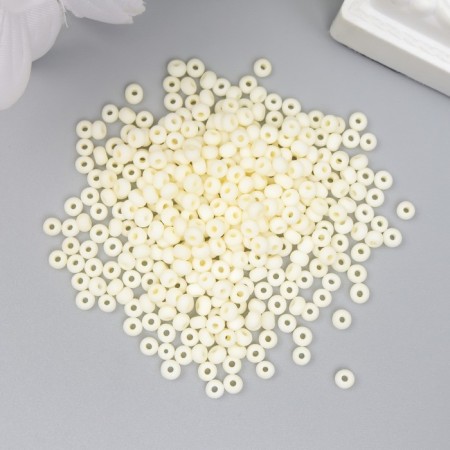 Glass 8/0 "Marshmallow. Matte. Light yellow" 10 g-1
