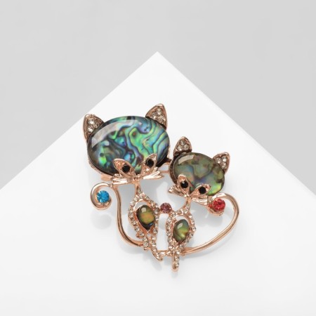 Brooch "Galiotis" cats, in pink gold