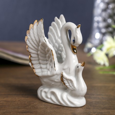 Souvenir Ceramics "White Swan with the baby" 10.5x9x4.5 cm-4