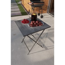 Folding table 