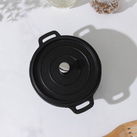 Cast iron pan Volcano, 18 × 14 × 6.5 cm, on a stand, for feed, black color Black-2