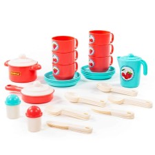 A set of children's dishes 