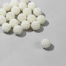 Plastic beads 