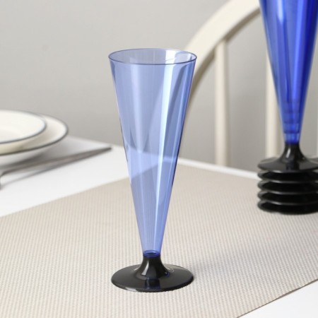 Single-wing “cone”, 150-180 ml, 6 pcs in packaging, blue color with a black leg
