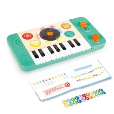Synthesizer with sound and light