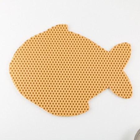 Rug for a bowl and a fish tray, beige, 42x32 cm-5