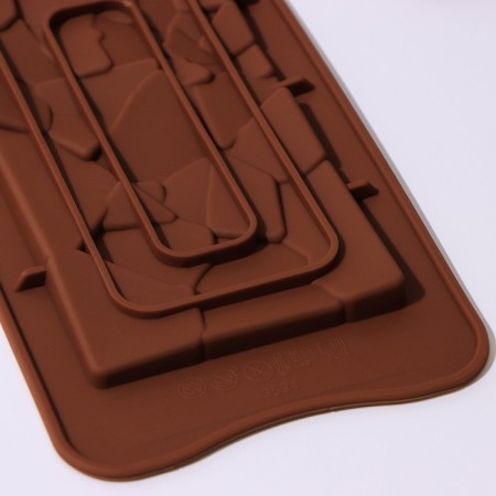 Form for chocolate of the Dolyan "Crushed Chocolate", 21.2 × 10.6 × 1 cm, brown color-1