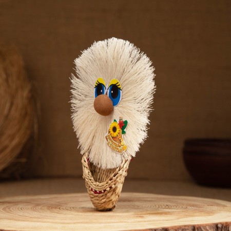 Ringing house on bast shoes, with a broom, 15 cm, mix-1