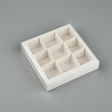 Box for 9 sweets with cells 