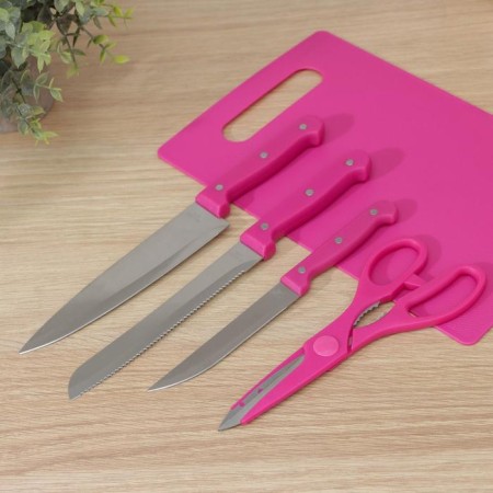 A set of kitchen supplies, 5 objects: knives 12 cm, 17 cm, 17.5 cm, board, color mix-1