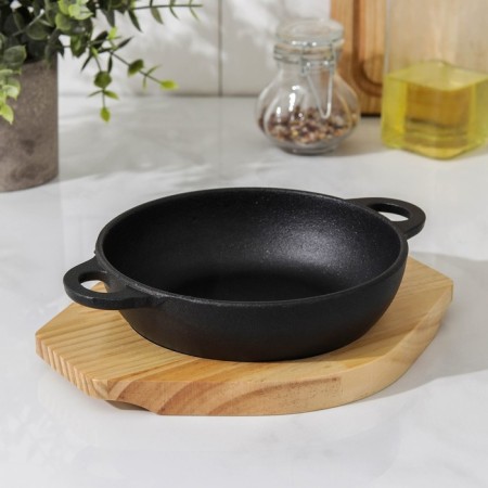 Shipyard "Wok", 20.5 × 15.5 × 4 cm, on a wooden stand
