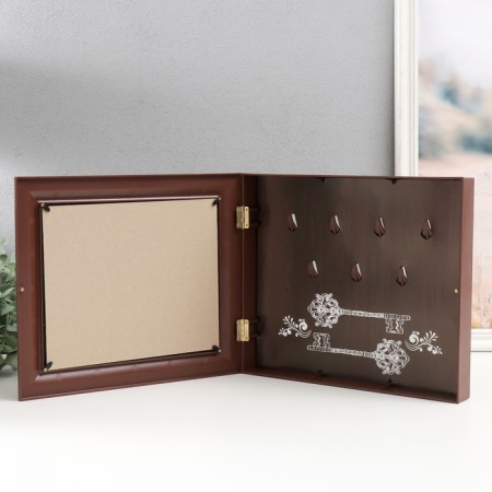 Key closed "Birch" 26.5x31.5 cm nut-2