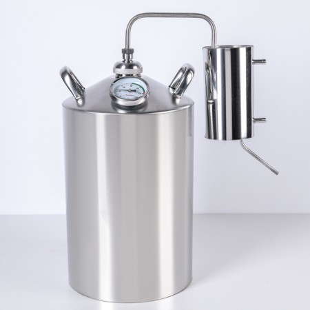 Distiller, 12 l, throat 40 mm, with thermometer, valve