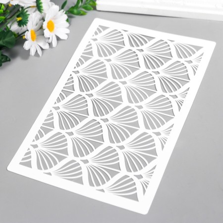 Plastic stencil "shells" 24x16 cm-1