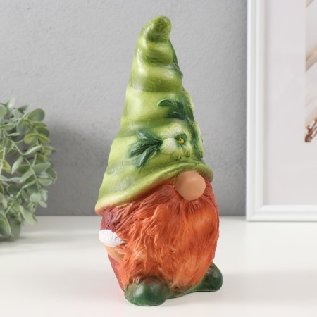 The piggy bank "Gnome Scandil" is height 22.5 cm, width 9.5 cm, length 11.5 cm.-2
