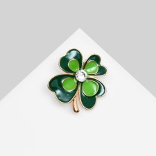 Brooch 