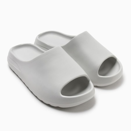 Sleeps men's size 41, gray color