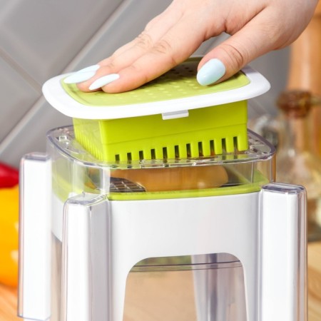 The vegetable engine is universal with a share container, 3 interchangeable nozzles and a Pusher, 14.5 × 14.5 × 21 cm, white-green color-13