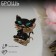 Brooch "cat" is cunning, the color is black and green in gold