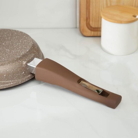 Granite Brown pan, d = 18 cm, anti -stick coating, removable pen, mix color-3
