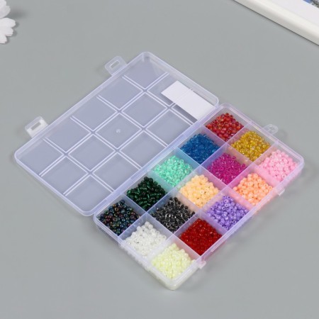 Glass 6/0 in the casket "Color" 17.5x10x2 cm