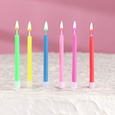 A set of candles in a cake 6 pieces, with a colored flame, 6 cm