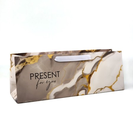 Horizontal “marble” bottle package, 36 × 10 × 13 cm