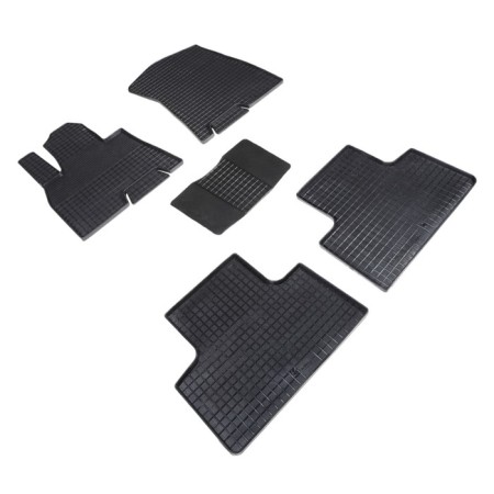 Rubber “grid” rugs in the salon for Genesis GV80 2020-N.V.