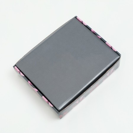 Box Gift cover is “bows”, with a window, 18 x 15 x 5 cm-3
