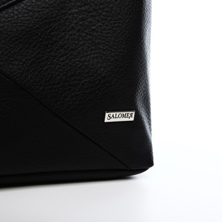 Salome bag is on lightning, the color is black-3