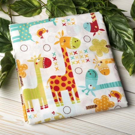 Supply with a zipper, size 112 × 147 cm, giraffes, calico-1