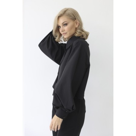 Women's blouse with lush sleeve, size 50-2