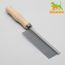 Wood comb with a wooden handle, 17.5 x 3 cm