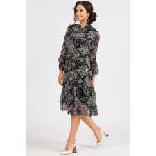 Women's dress, size 66