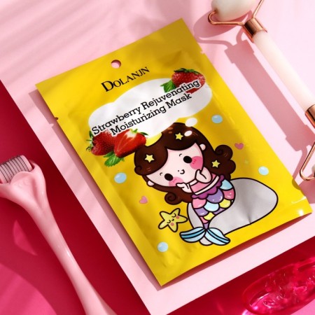 Mask mask moisturizer with strawberry extract