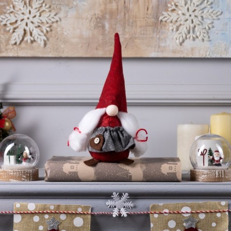 LED figure "Red in a cap" 12 × 22 × 11 cm, textiles, batteries AG10x3, glow warm white-1