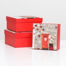 A set of boxes 3 in 1 15.5x15.5x7.5 - 18x18x8.5 - 20x20x9.5 cm.