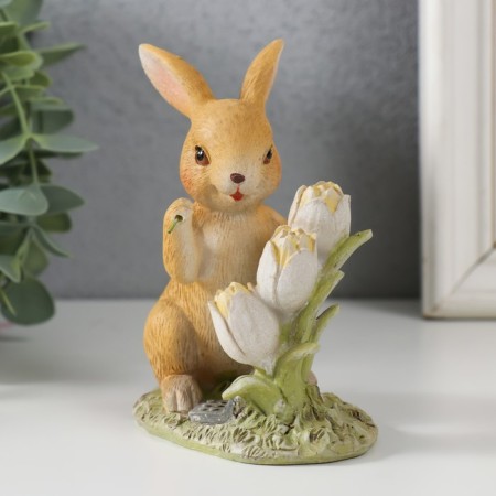 Polystone souvenir "Bunny in a clearing with tulips" 9.5x6x11 cm-3
