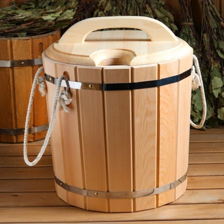 Waren 20l. Cedar, with a plastic insert, with a lid-2