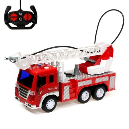 Radio -controlled machine "Fire Guard", light and sound, shoots water, 1:16, works from the battery