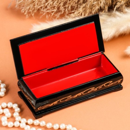 Rose box, 14 × 6 cm, lacquer miniature-1