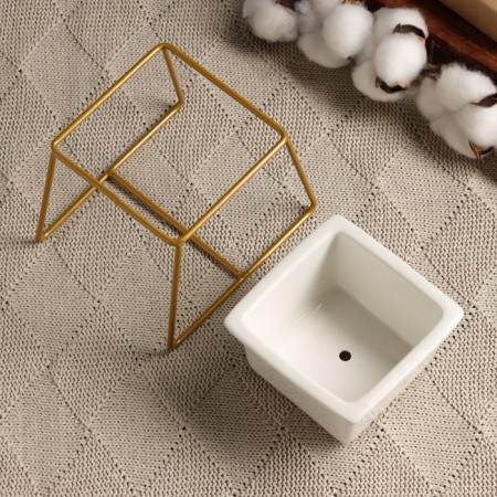 Pot "Cube" on a stand, gold, 12x9x9cm-2
