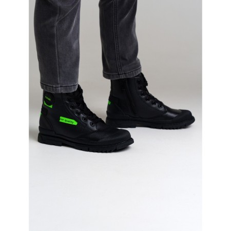 Demisason boots for the boy PlayTode, size 32