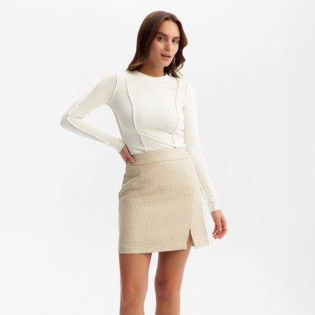 T -shirt with DL. Sleeve (longshit) mit, p. 44, milk-5