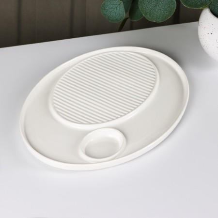 Porcelain dish with a shareholder of a share, 30 × 22.5 cm, white color-1