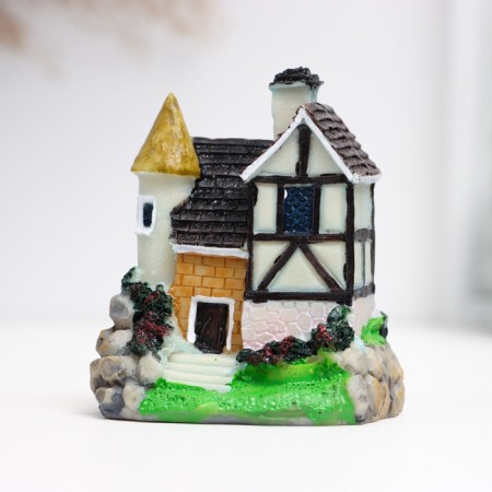 Figure "Rural House" 6x3x7cm, mix-5